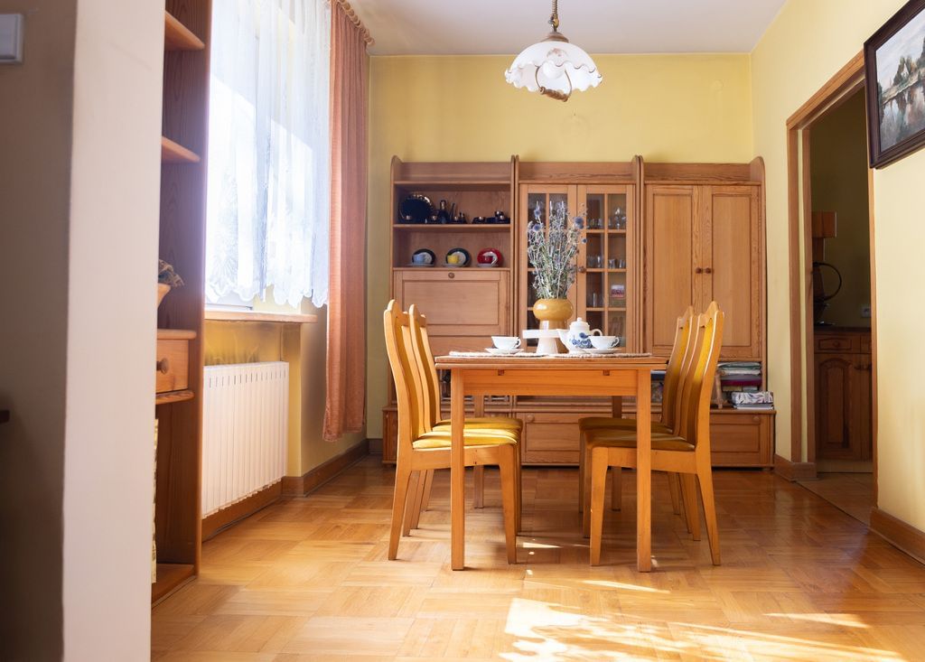 Dom 5 pokojowe na Sprzedaż