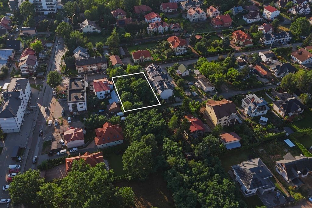 Działka  pokojowe na Sprzedaż