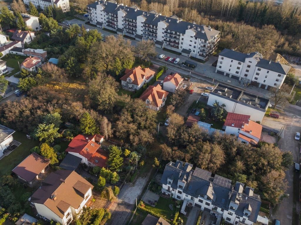 Działka  pokojowe na Sprzedaż