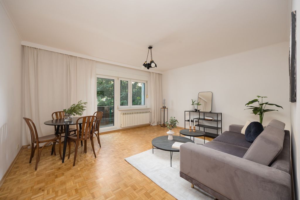 Mieszkanie 3 pokojowe na Sprzedaż