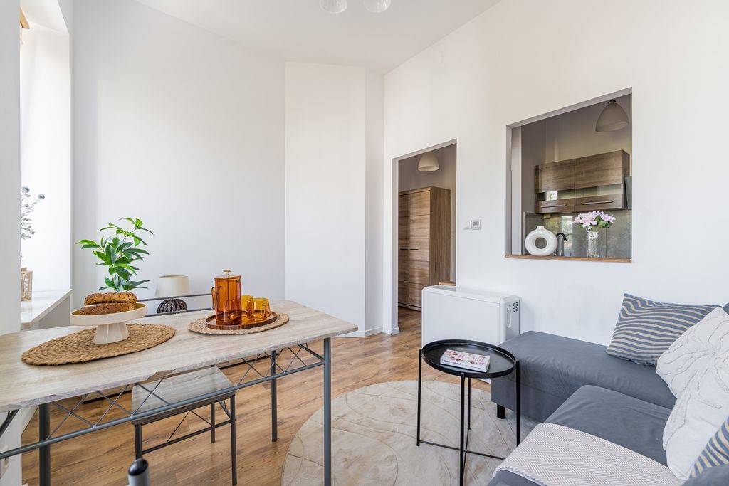 Mieszkanie 2 pokojowe na Sprzedaż