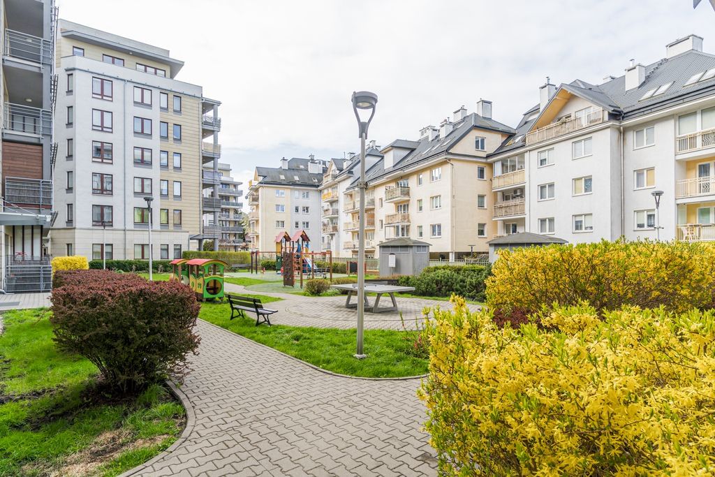 Mieszkanie 5 pokojowe na Sprzedaż