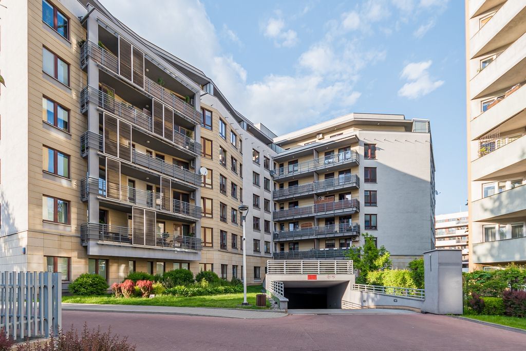 Mieszkanie 5 pokojowe na Sprzedaż