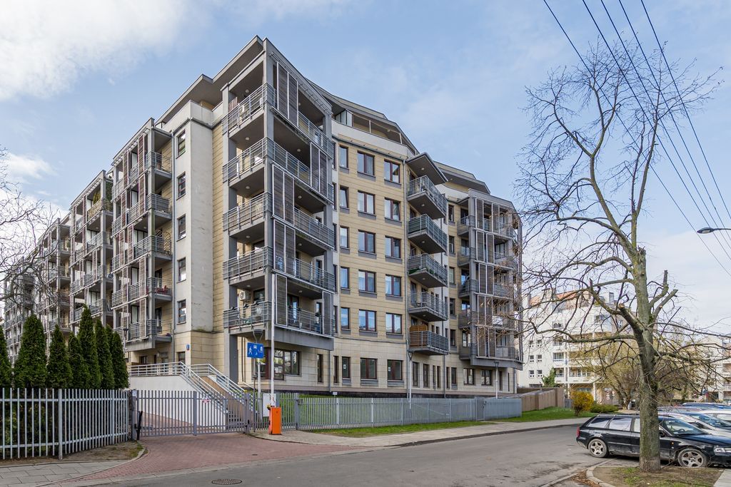 Mieszkanie 5 pokojowe na Sprzedaż