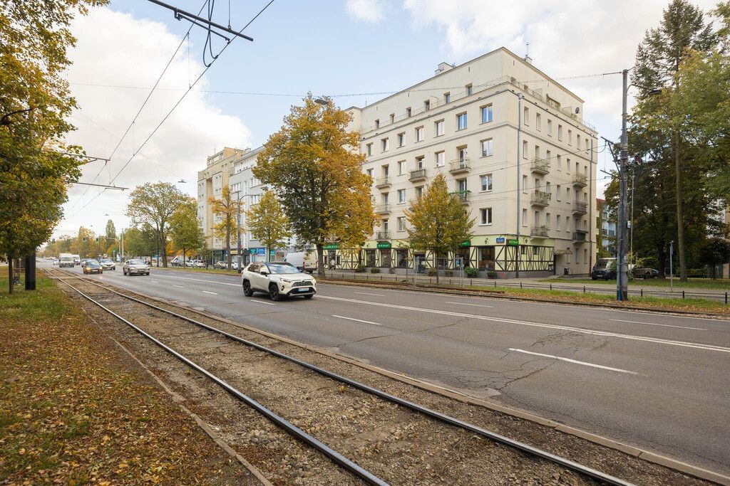 Lokal użytkowy  pokojowe na Sprzedaż