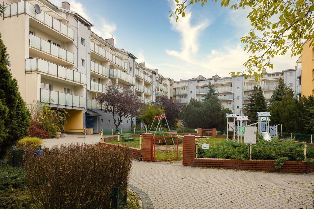 Mieszkanie 4 pokojowe na Sprzedaż