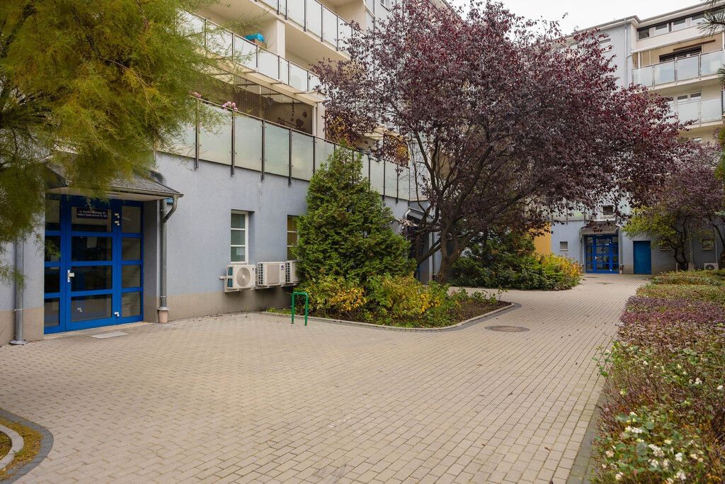 Mieszkanie 4 pokojowe na Sprzedaż