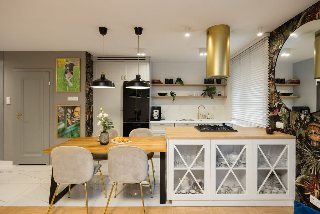 Mieszkanie 4 pokojowe na Sprzedaż