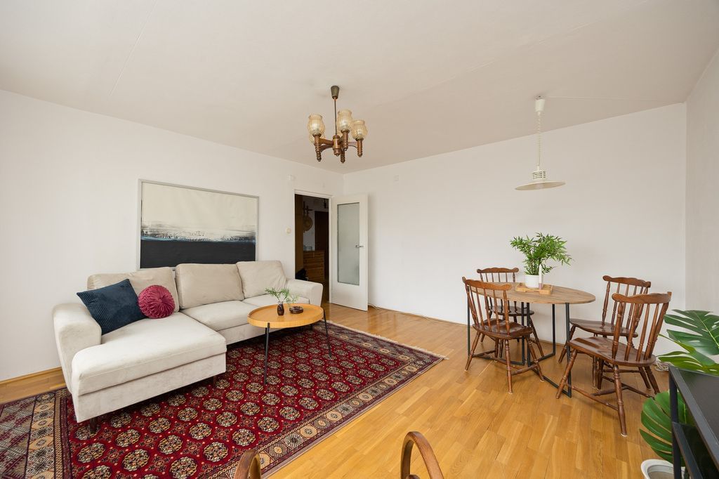 Mieszkanie 3 pokojowe na Sprzedaż