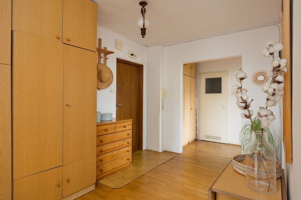 Mieszkanie 3 pokojowe na Sprzedaż