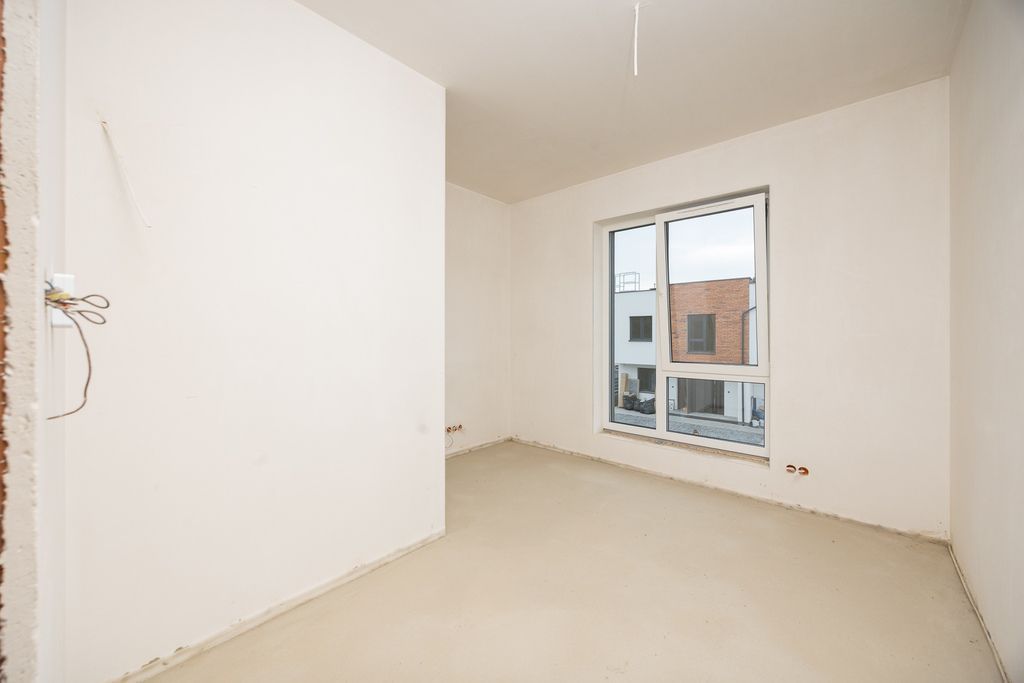 Mieszkanie 4 pokojowe na Sprzedaż