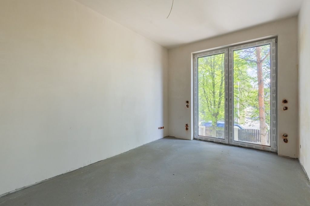 Dom 4 pokojowe na Sprzedaż