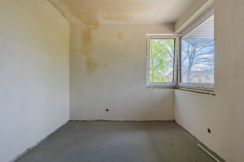 Dom 4 pokojowe na Sprzedaż