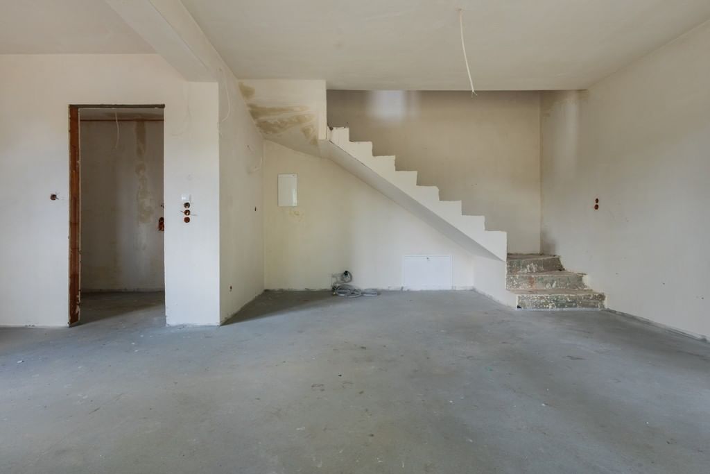 Dom 4 pokojowe na Sprzedaż