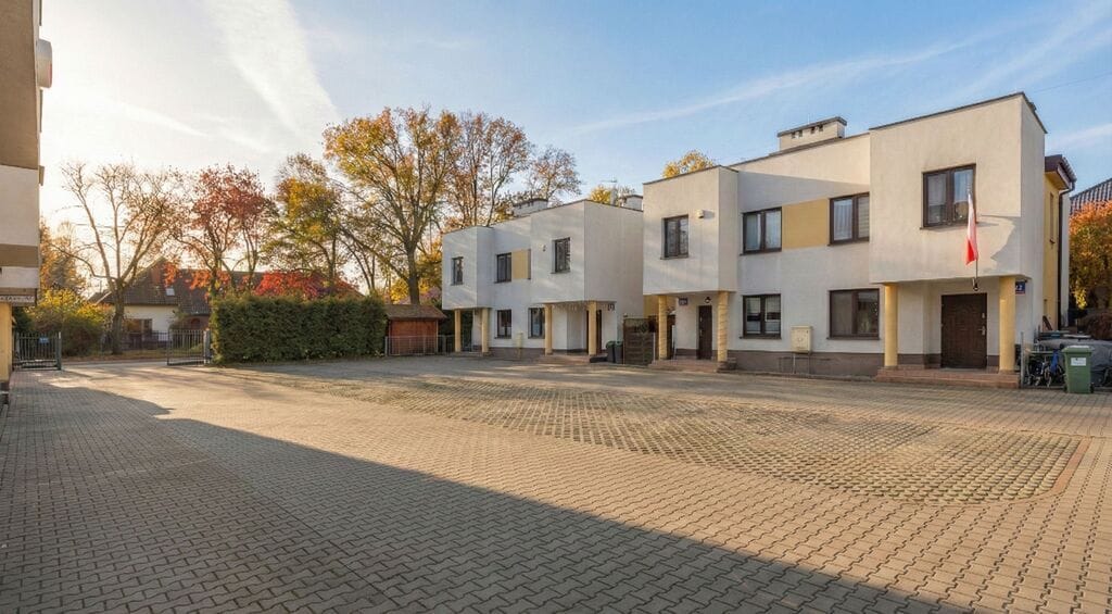 Dom 4 pokojowe na Sprzedaż