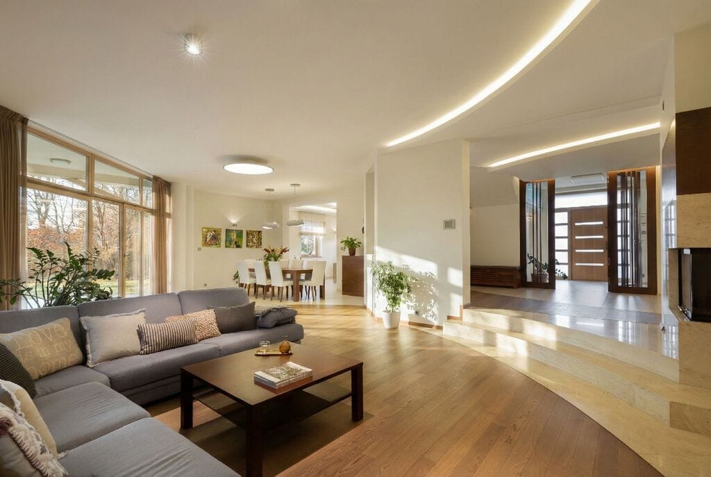 Dom 6 pokojowe na Sprzedaż