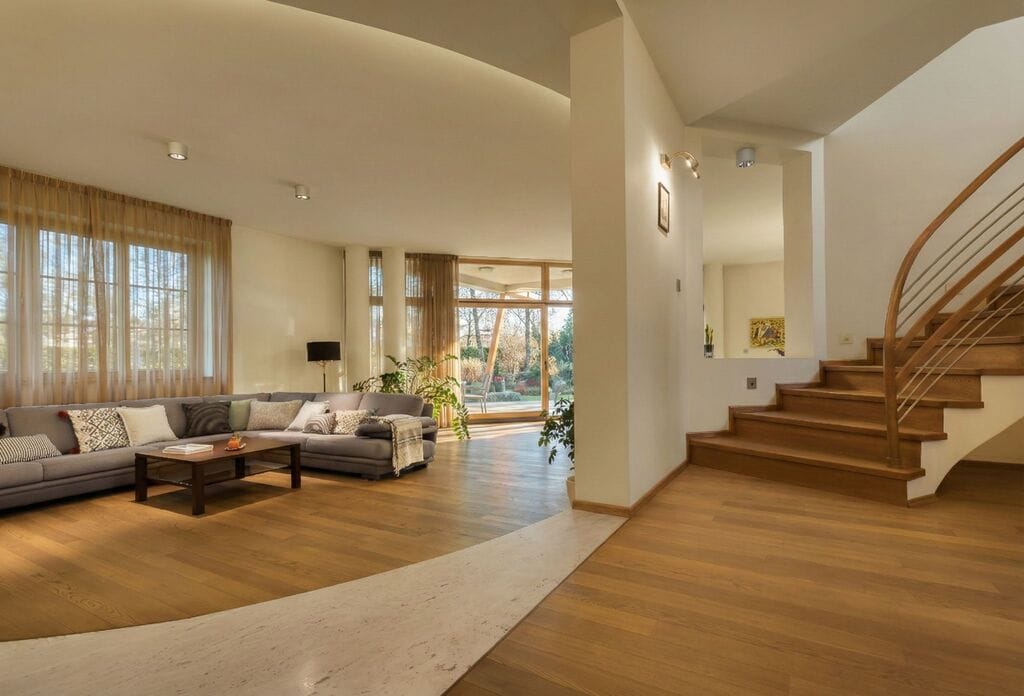 Dom 6 pokojowe na Sprzedaż