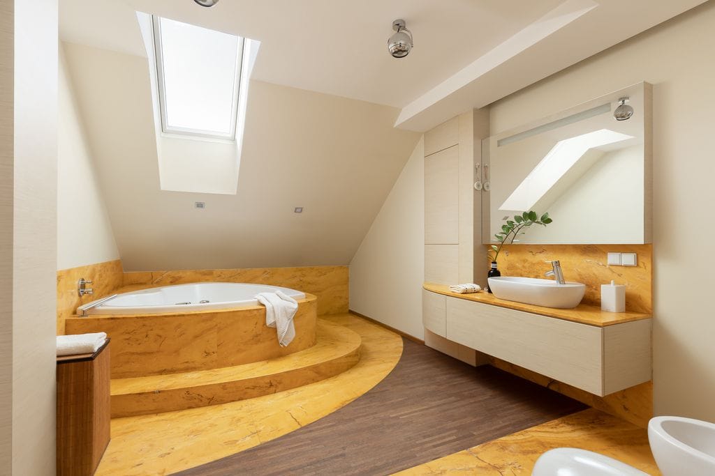 Dom 6 pokojowe na Sprzedaż