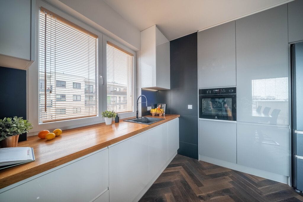 Mieszkanie 5 pokojowe na Sprzedaż