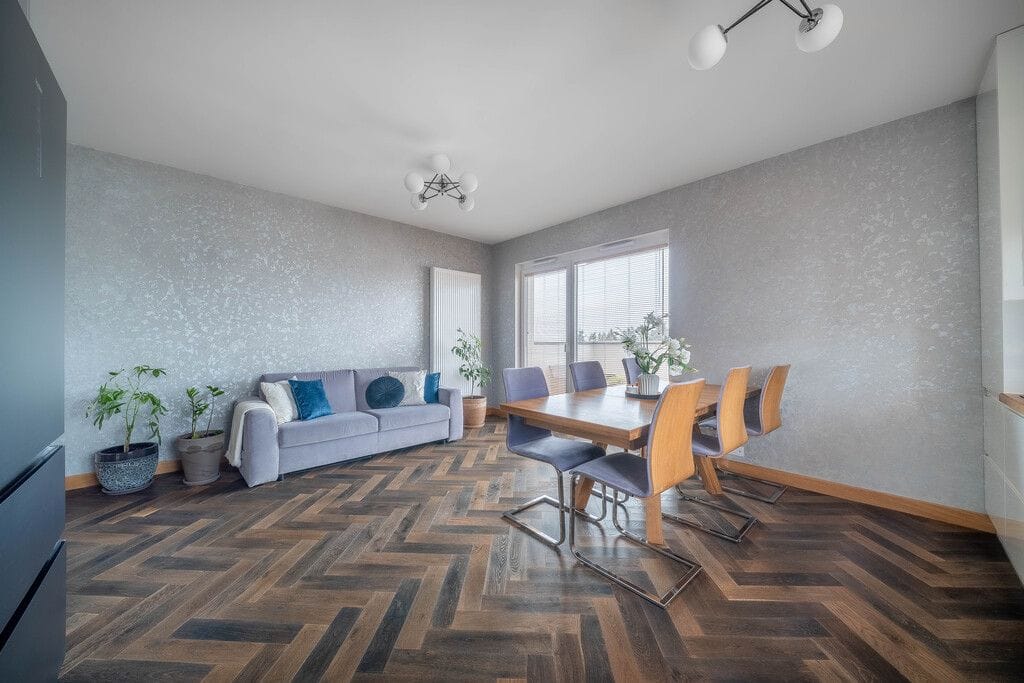 Mieszkanie 5 pokojowe na Sprzedaż