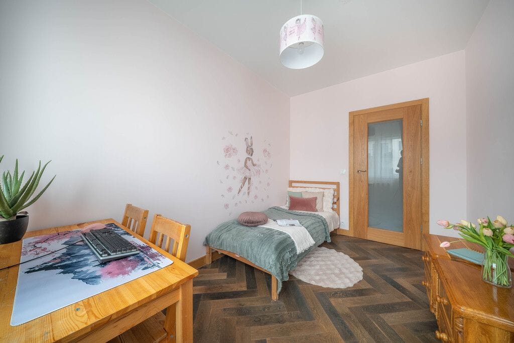 Mieszkanie 5 pokojowe na Sprzedaż