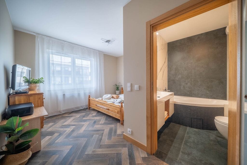 Mieszkanie 5 pokojowe na Sprzedaż