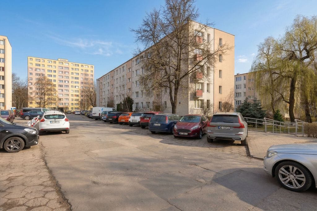 Mieszkanie 3 pokojowe na Sprzedaż