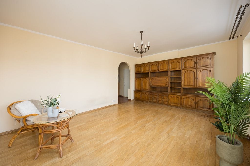 Mieszkanie 3 pokojowe na Sprzedaż