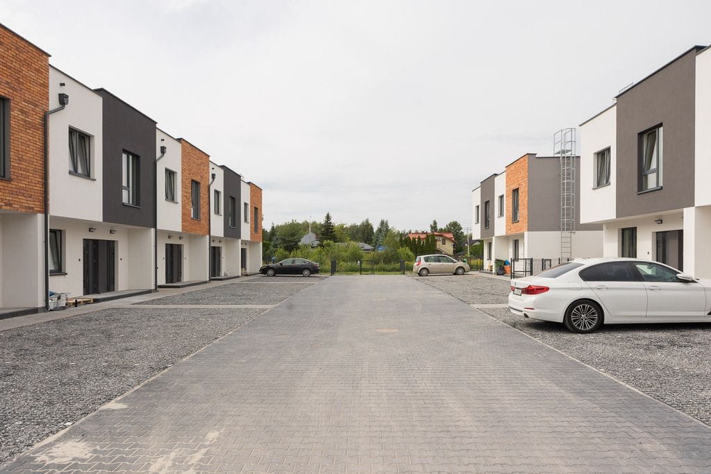 Mieszkanie 4 pokojowe na Sprzedaż