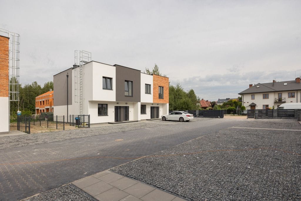 Mieszkanie 4 pokojowe na Sprzedaż