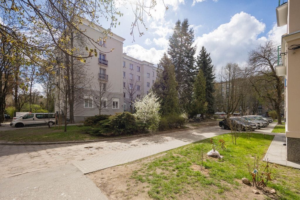 Mieszkanie 3 pokojowe na Sprzedaż