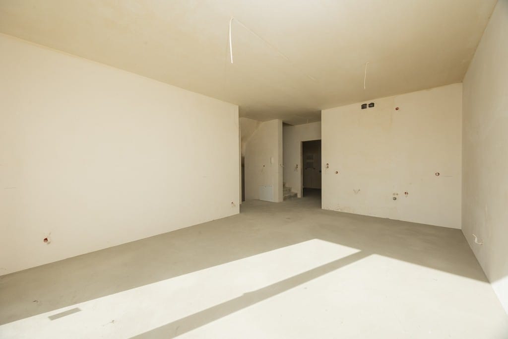 Mieszkanie 4 pokojowe na Sprzedaż