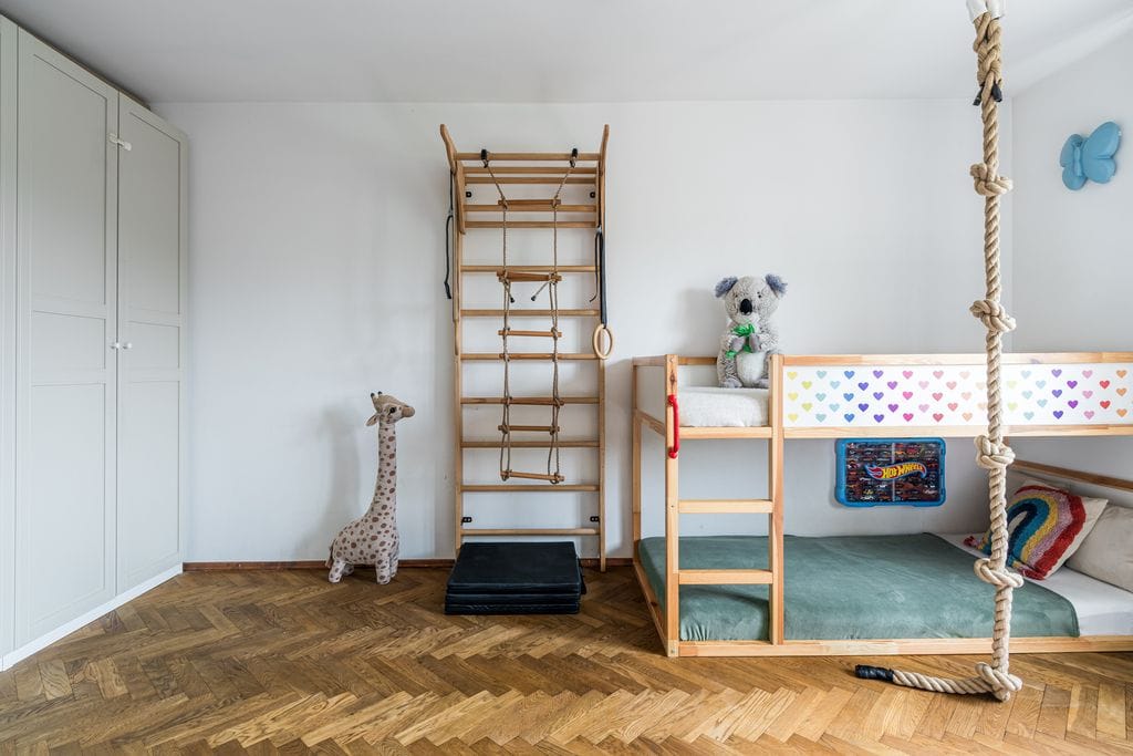 Dom 7 pokojowe na Sprzedaż