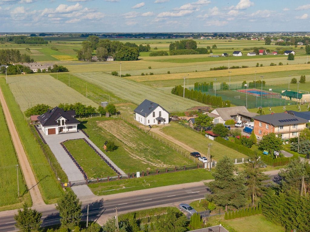 Dom 5 pokojowe na Sprzedaż