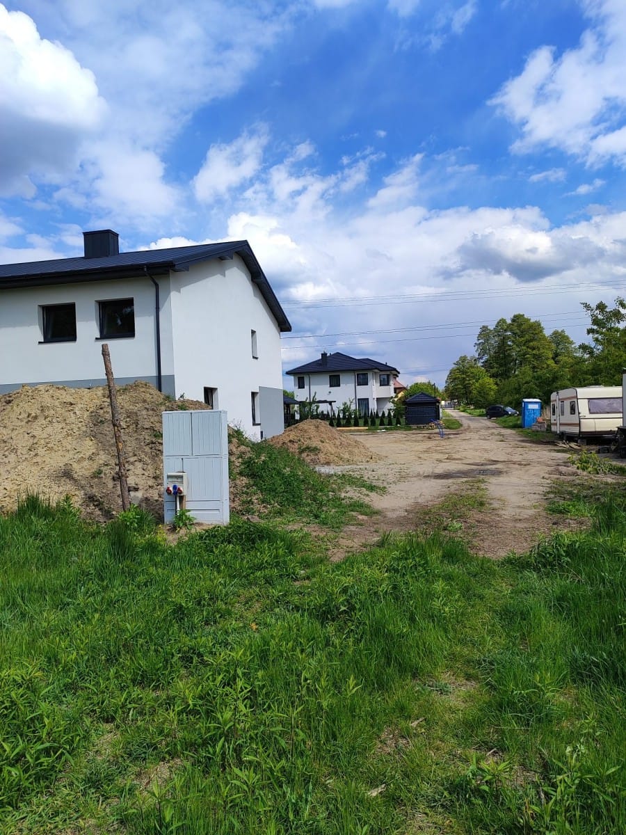 Działka  pokojowe na Sprzedaż