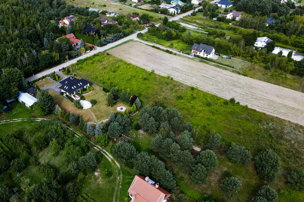 Działka  pokojowe na Sprzedaż
