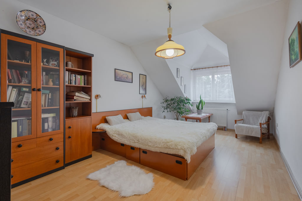 Dom 6 pokojowe na Sprzedaż