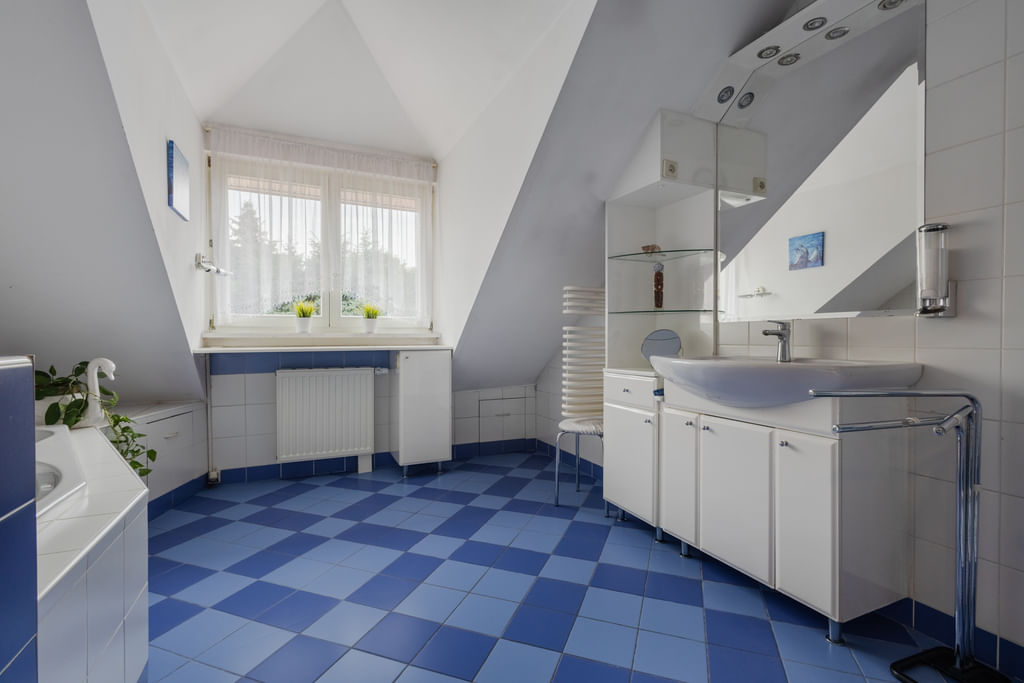 Dom 6 pokojowe na Sprzedaż