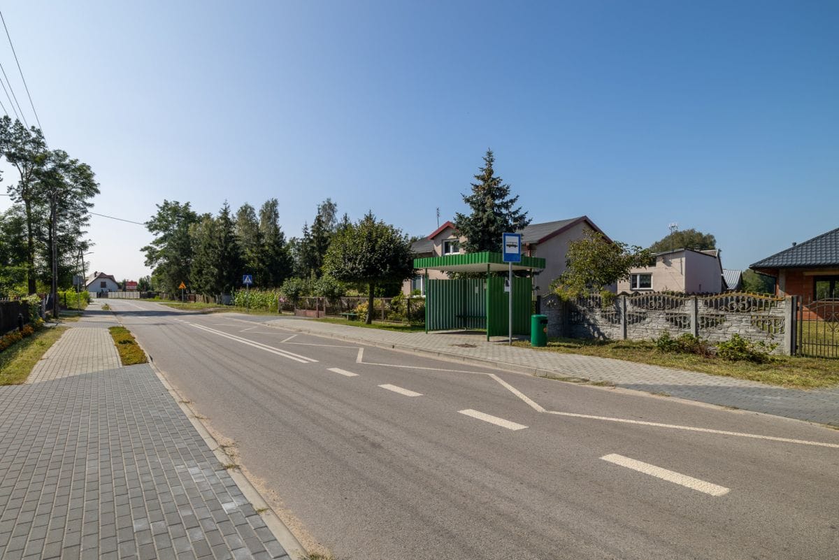 Dom 4 pokojowe na Sprzedaż