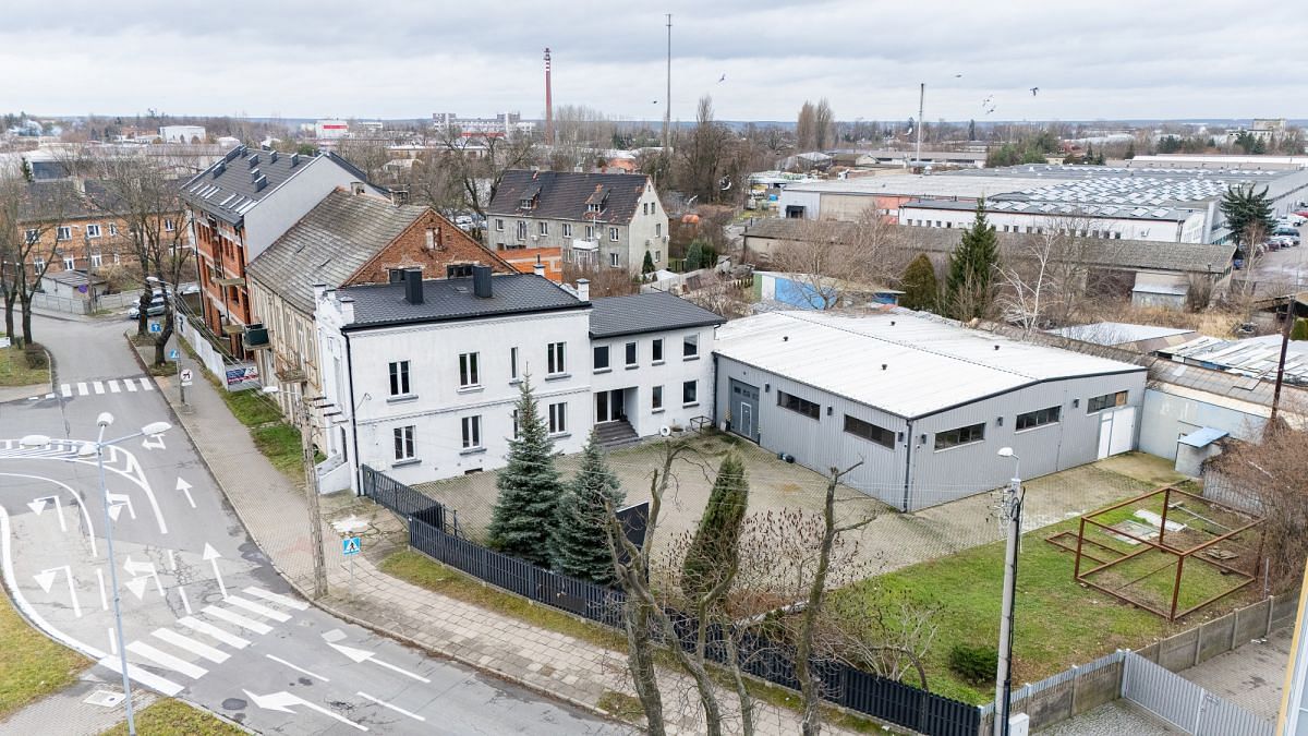 Lokal użytkowy  pokojowe na Sprzedaż