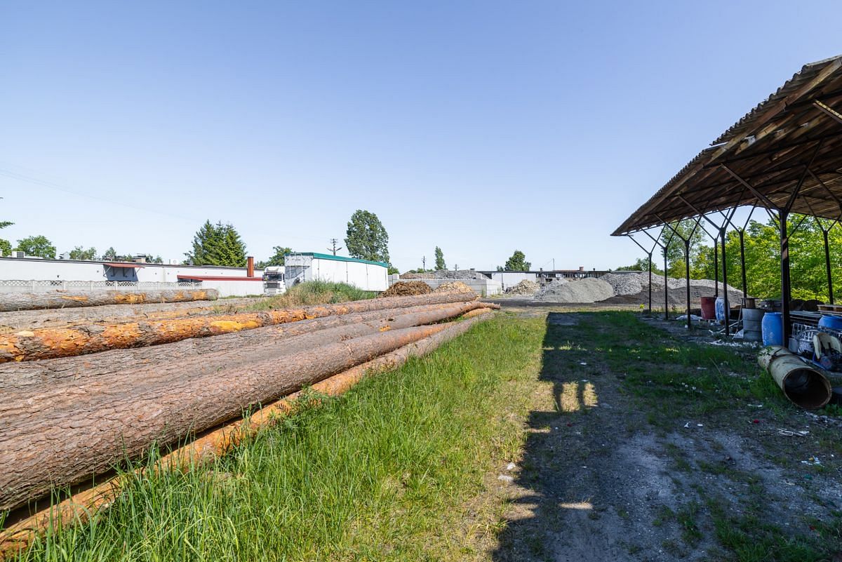 Lokal użytkowy  pokojowe na Sprzedaż