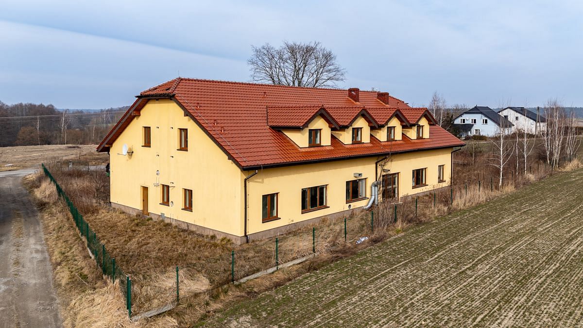 Lokal użytkowy  pokojowe na Sprzedaż