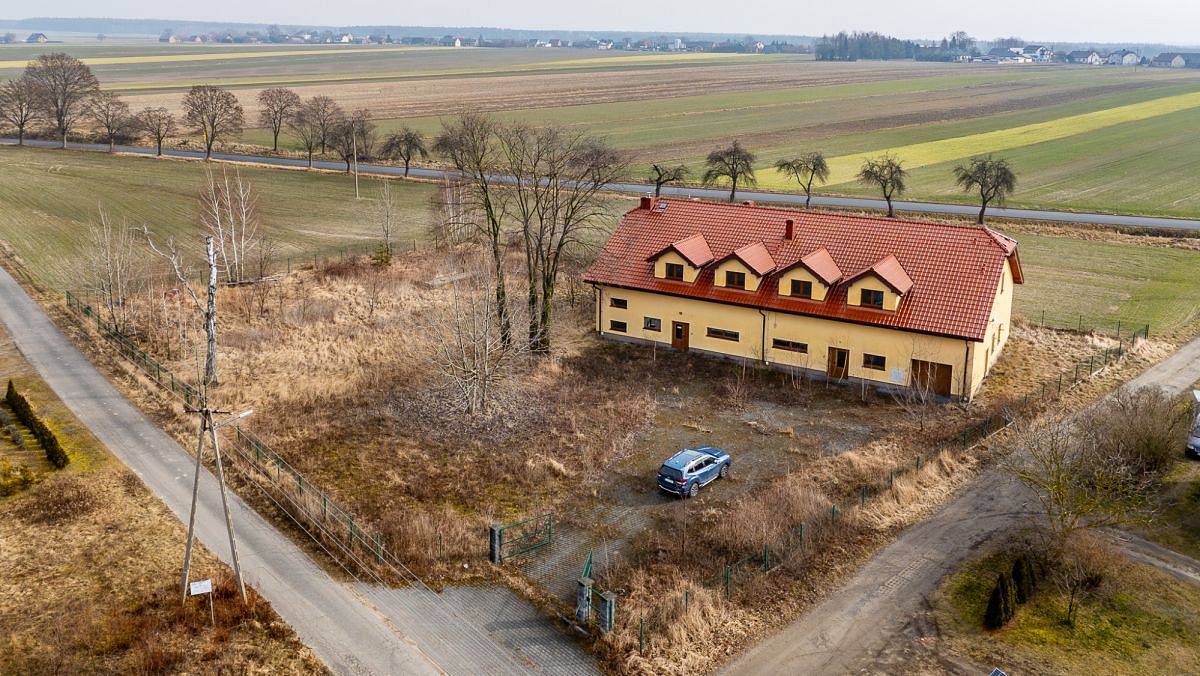 Lokal użytkowy  pokojowe na Sprzedaż