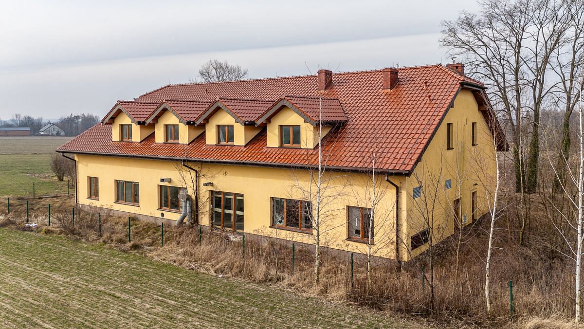 Lokal użytkowy  pokojowe na Sprzedaż