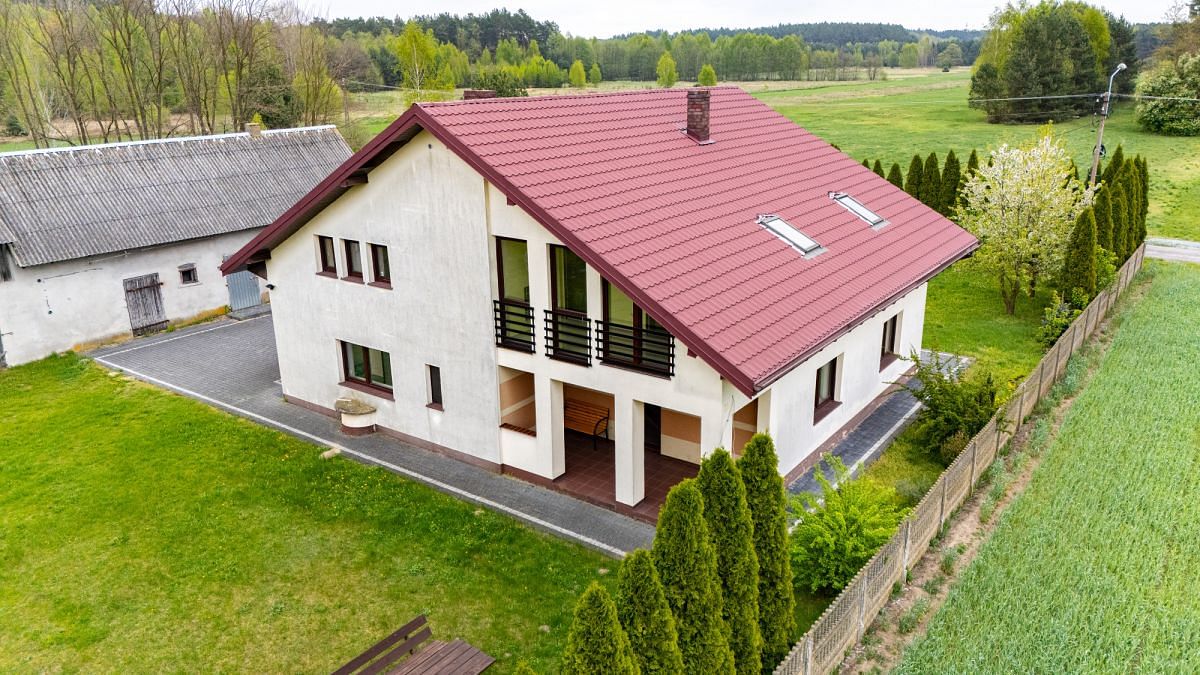 Dom 5 pokojowe na Sprzedaż