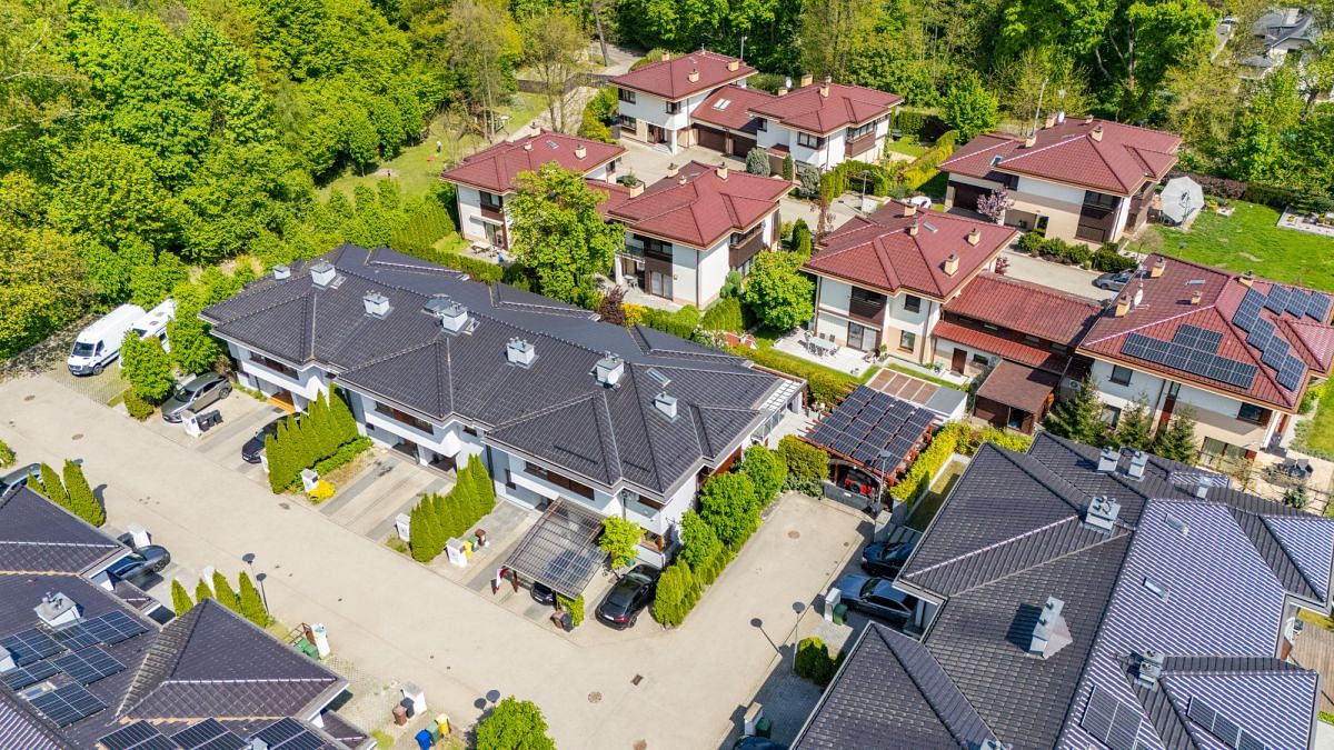 Dom 4 pokojowe na Sprzedaż