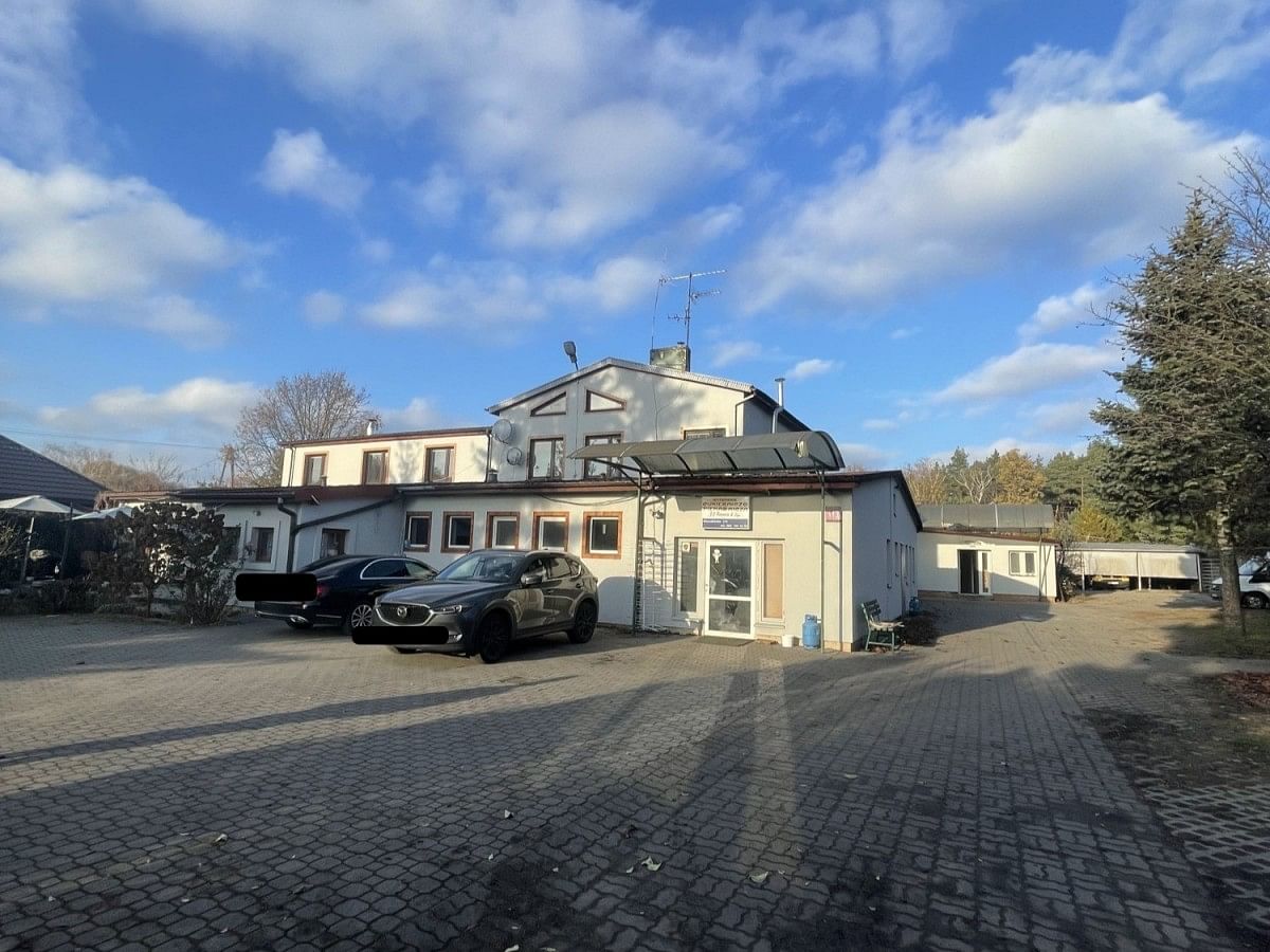 Lokal użytkowy  pokojowe na Sprzedaż