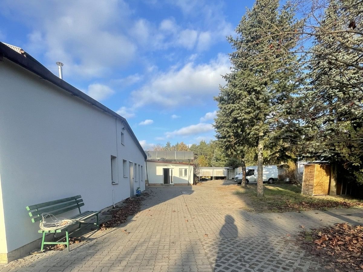 Lokal użytkowy  pokojowe na Sprzedaż