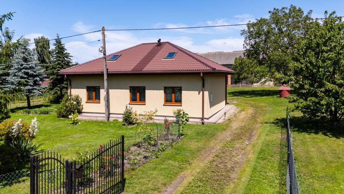 Dom 3 pokojowe na Sprzedaż