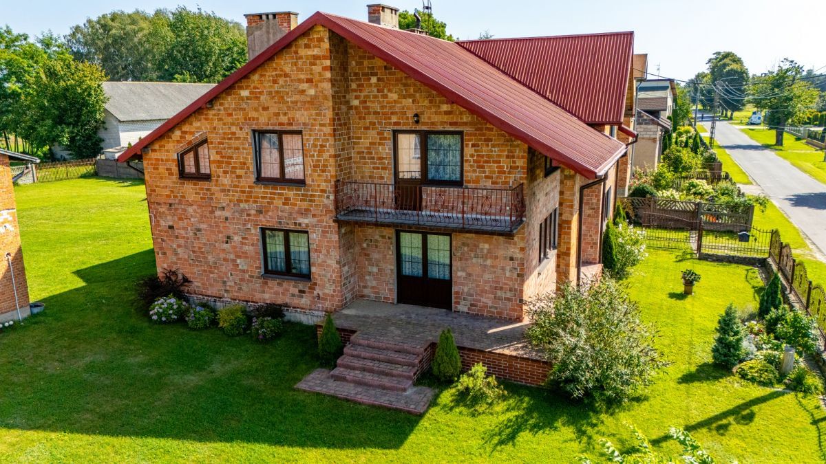 Dom 7 pokojowe na Sprzedaż